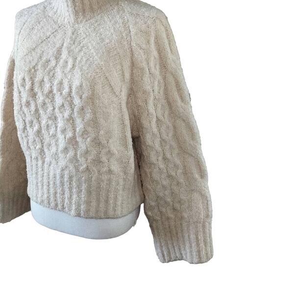 NEW Express Size XS Chunky Cropped Boxy Sweater - Picture 2 of 5